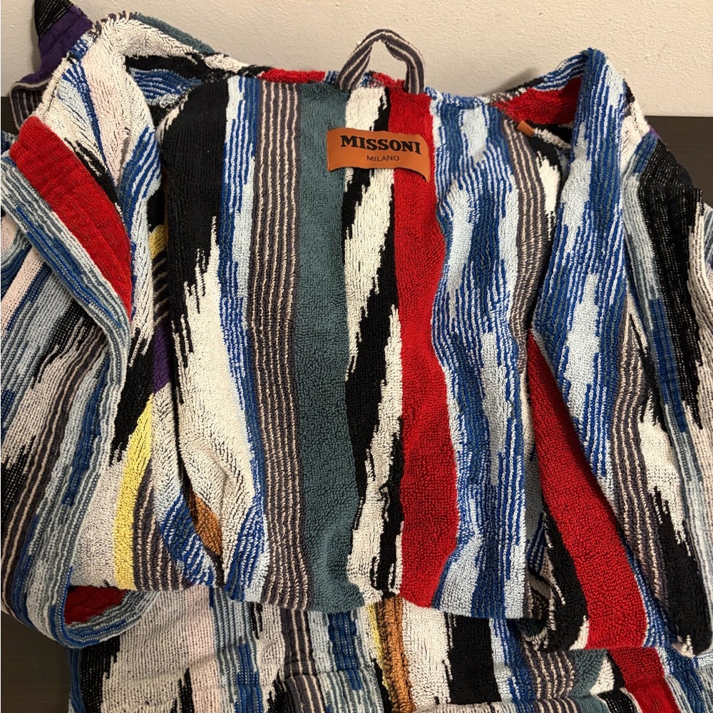 Missoni Hooded Robe with Box - Picture 3 of 6